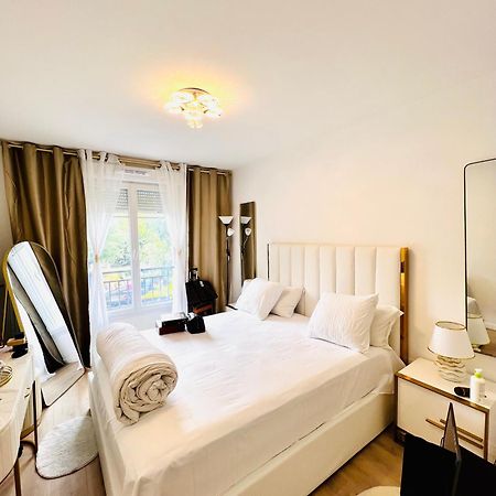 Les Residences De Djibril Le Blanc-Mesnil Esterno foto