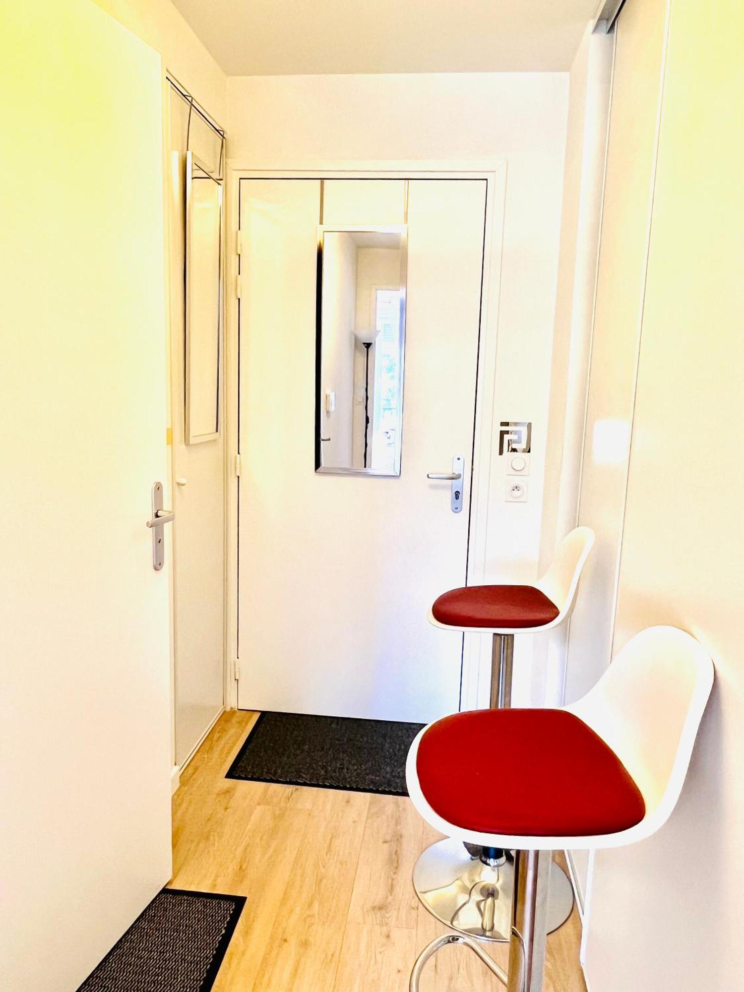 Les Residences De Djibril Le Blanc-Mesnil Esterno foto