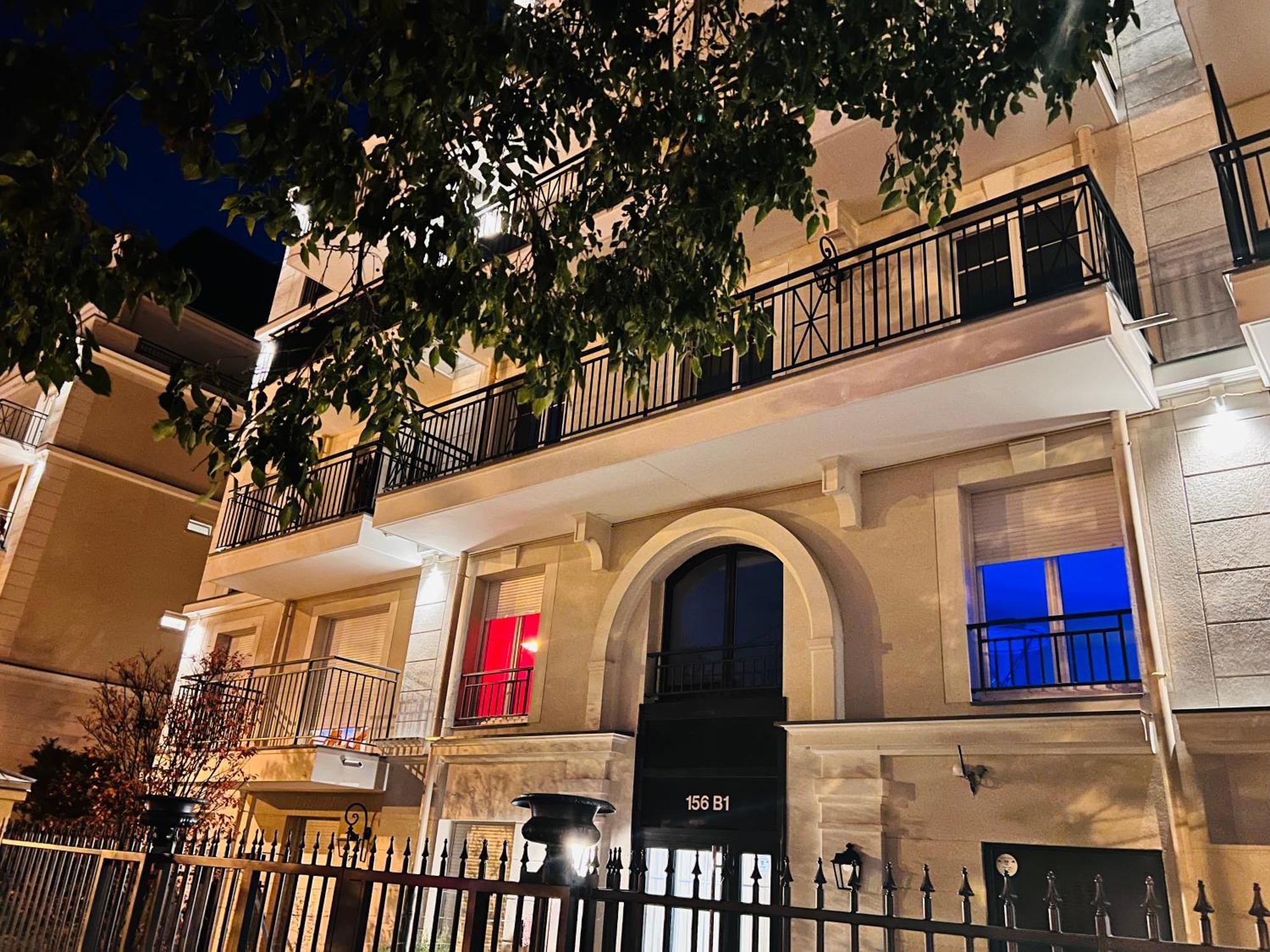 Les Residences De Djibril Le Blanc-Mesnil Esterno foto